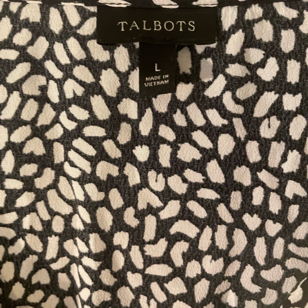 Talbots Faux Wrap Top Size Large - image 6